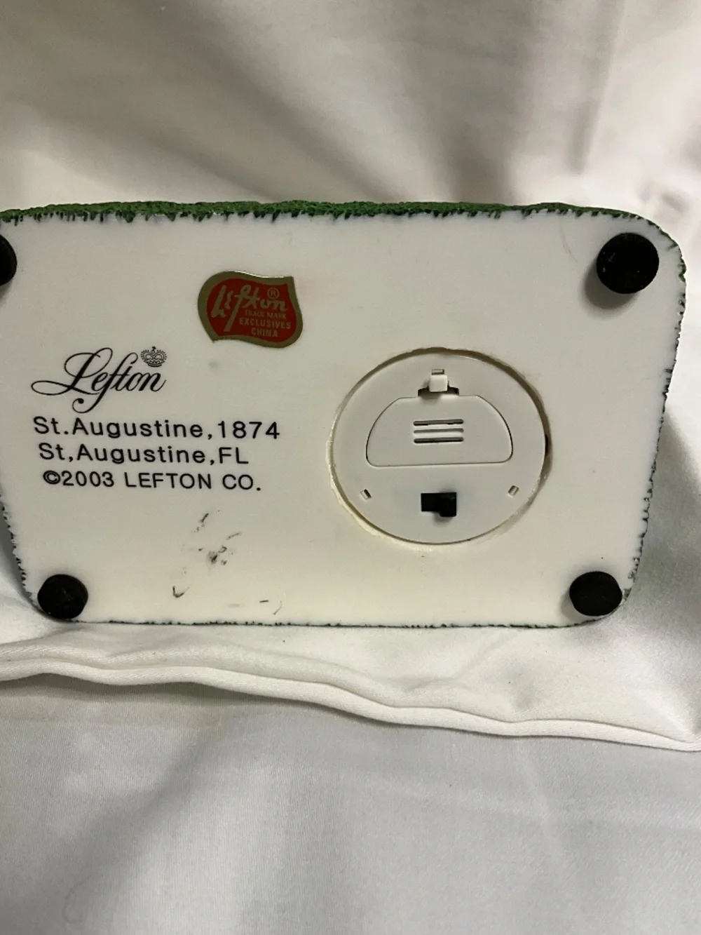 Lefton St. Augustine 1874 Illuminated Lighthouse Figurine (2003) - Minor Flaws